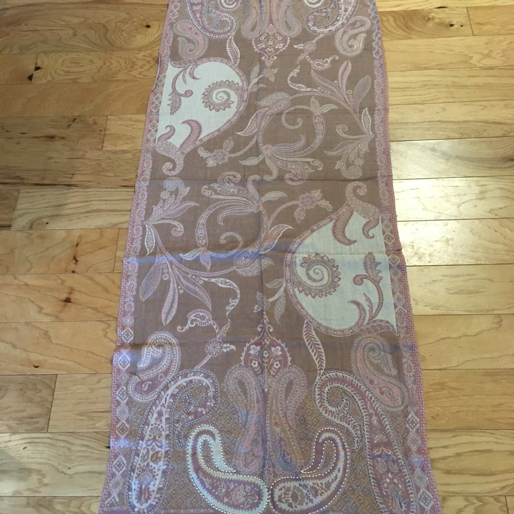 SCARF - Picture 3 of 7